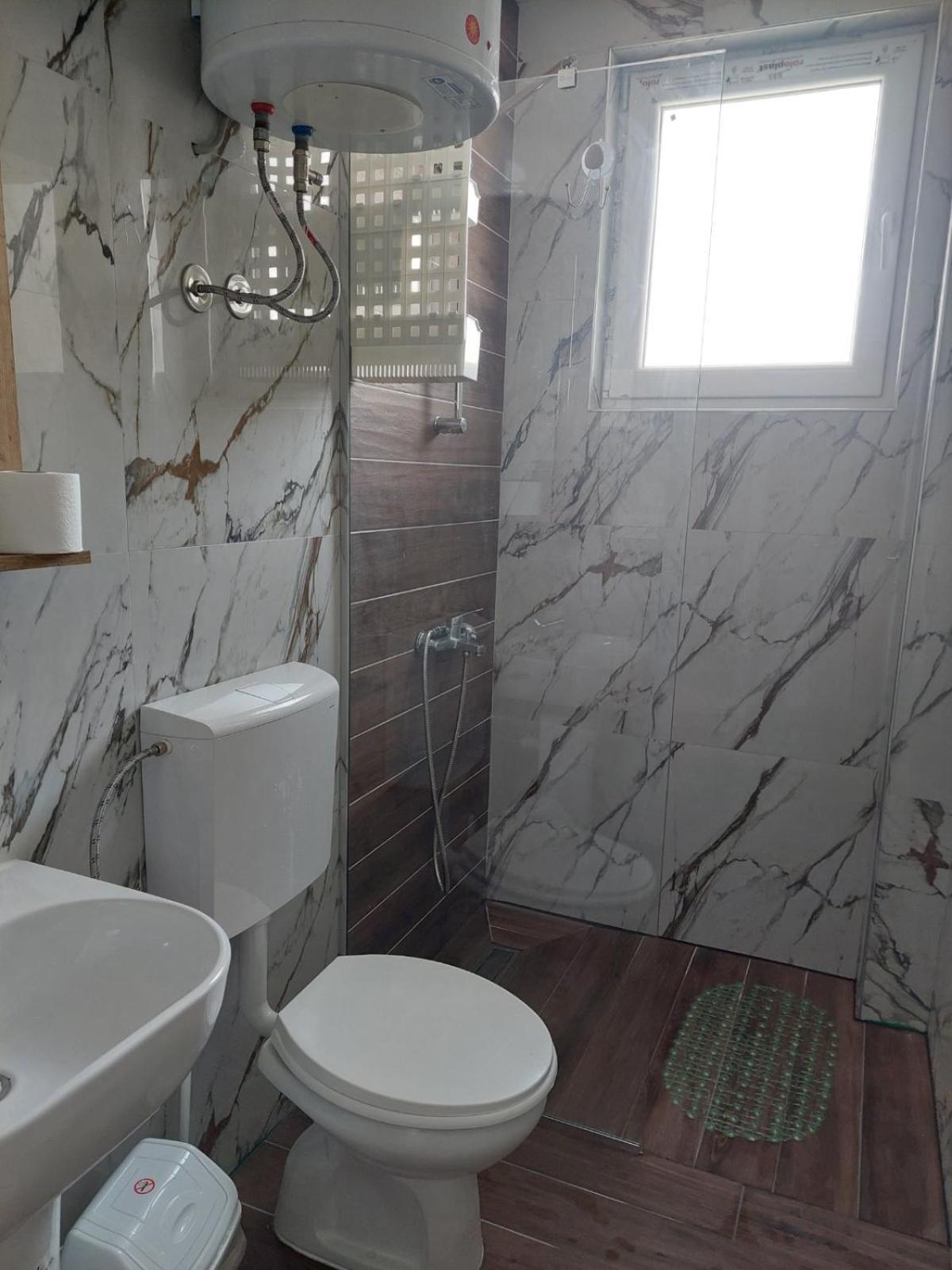 Lotos Apartments Struga Eksteriør billede